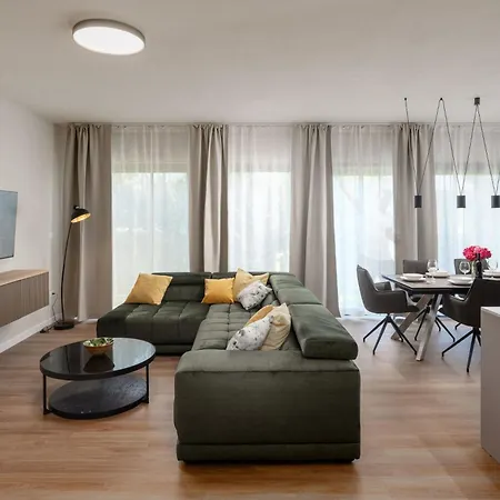 Villa Aurora *